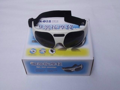 電子血壓計批發(fā)-深圳市舒思盾科技提供電子血壓計批發(fā)的相關(guān)介紹、產(chǎn)品、服務(wù)、圖片、價格眼部按摩儀,經(jīng)絡(luò)按摩儀、無線按摩儀、語音按摩儀、頸椎按摩儀、震動按摩儀、迷你振動暖手寶、電子血壓計批發(fā)、3D電子計步器、迷你三角按摩器、低周波按摩儀、美容保濕噴霧器、足部脈沖按摩儀、掌中寶低頻理療儀